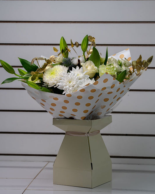 White Christmas Bouquet